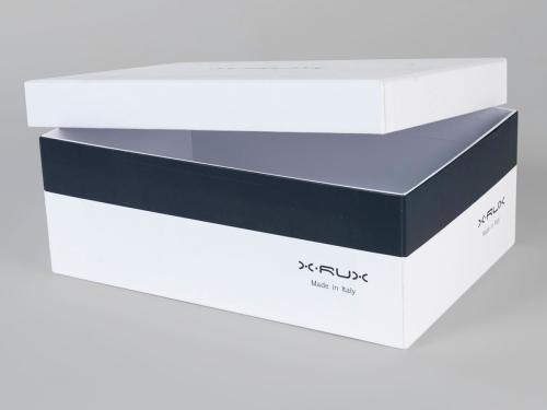 Scatola rivestita con fondo e coperchio