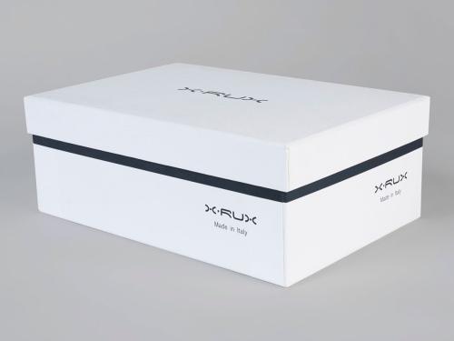 Scatola rivestita con fondo e coperchio